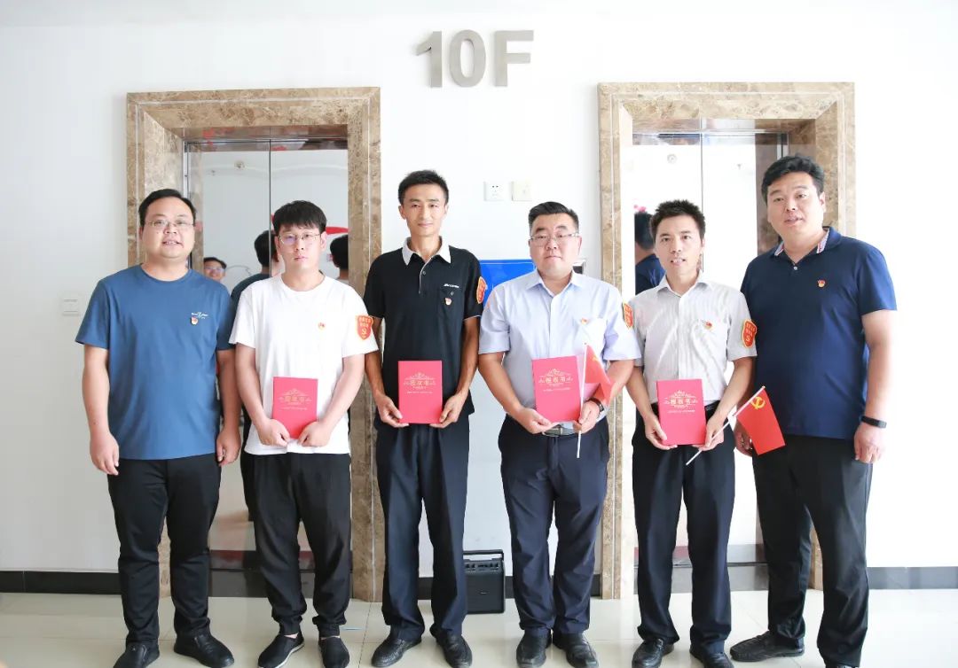 傲蓝得党督队：服务员工先行 不负使命担当