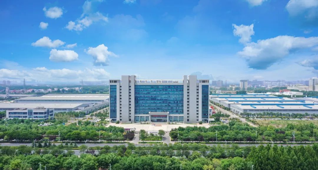 再获殊荣！宇通重工入选2022年河南省制造业重点培育头雁企业