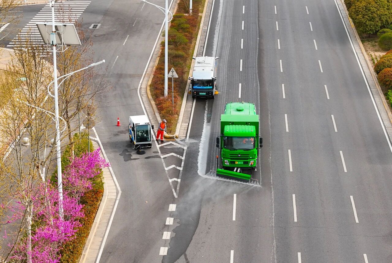 科技引领 | 打响秋冬季蓝天保卫战！城发城服环卫业态已率先发力